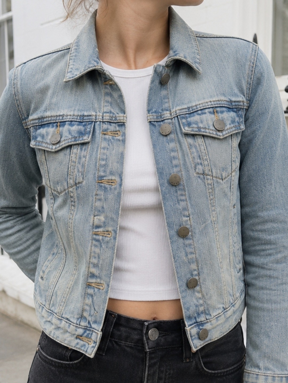 Gap 1969 Denim Jacket Women’s Small Light Wash Trucker Jean Jacket